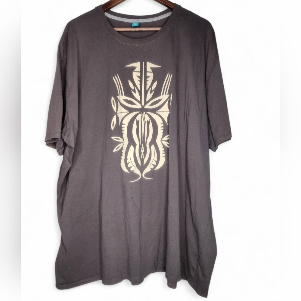 Spread Shirt Tribal Polynesian Graphic Tee in Gray Size 5XL